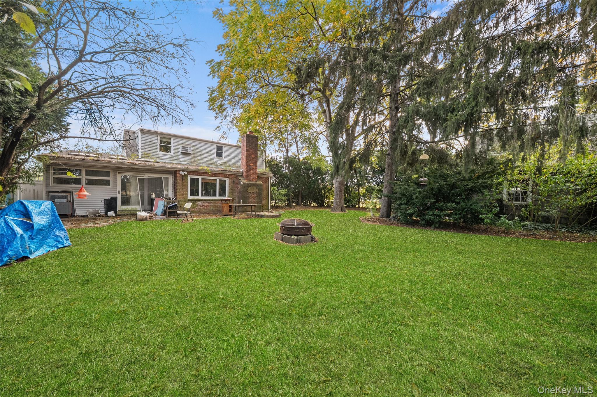 Single Family Tudor Nassau County, NY 11735, MLS-929143-4