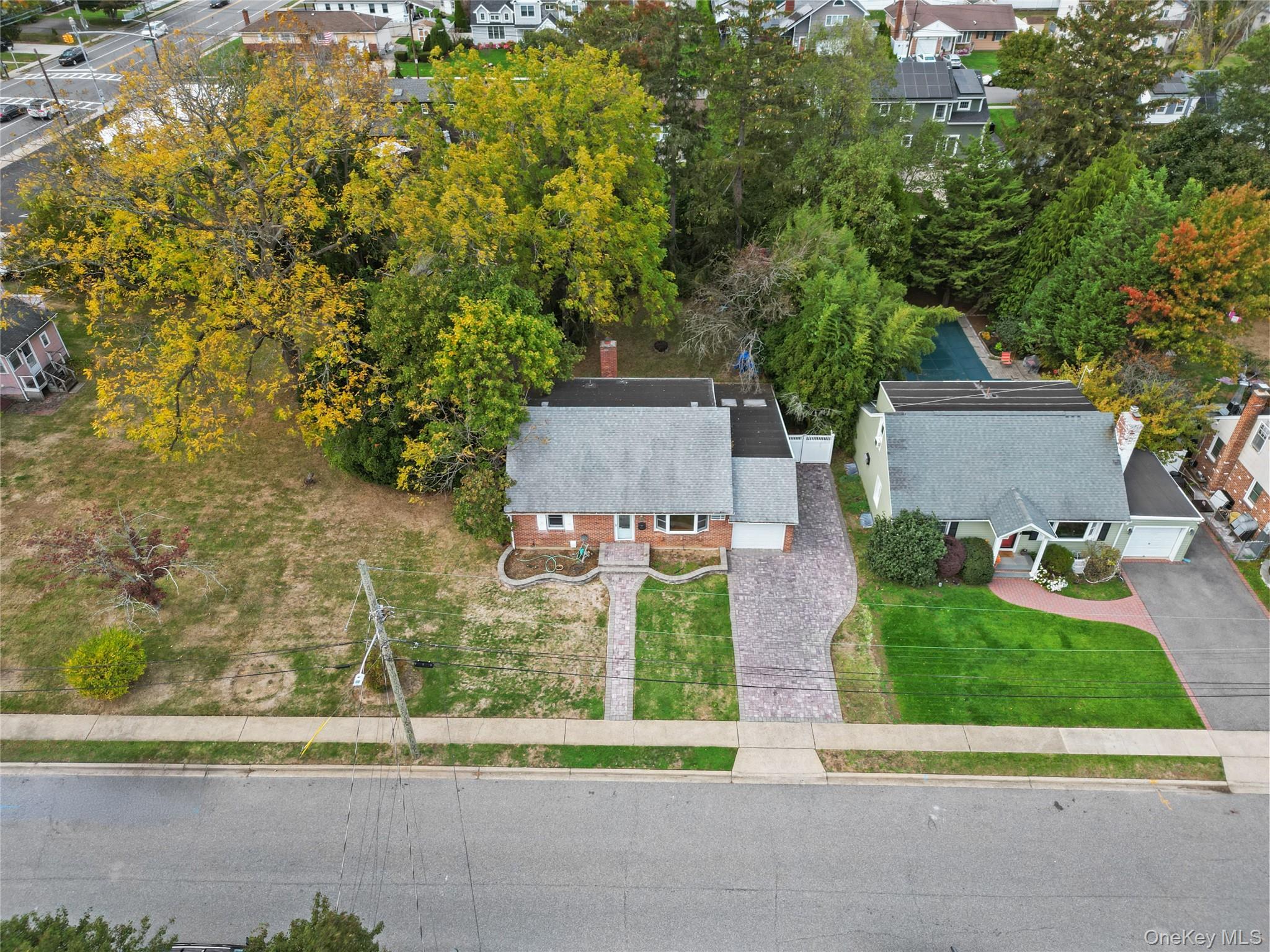 Single Family Tudor Nassau County, NY 11735, MLS-929143-7