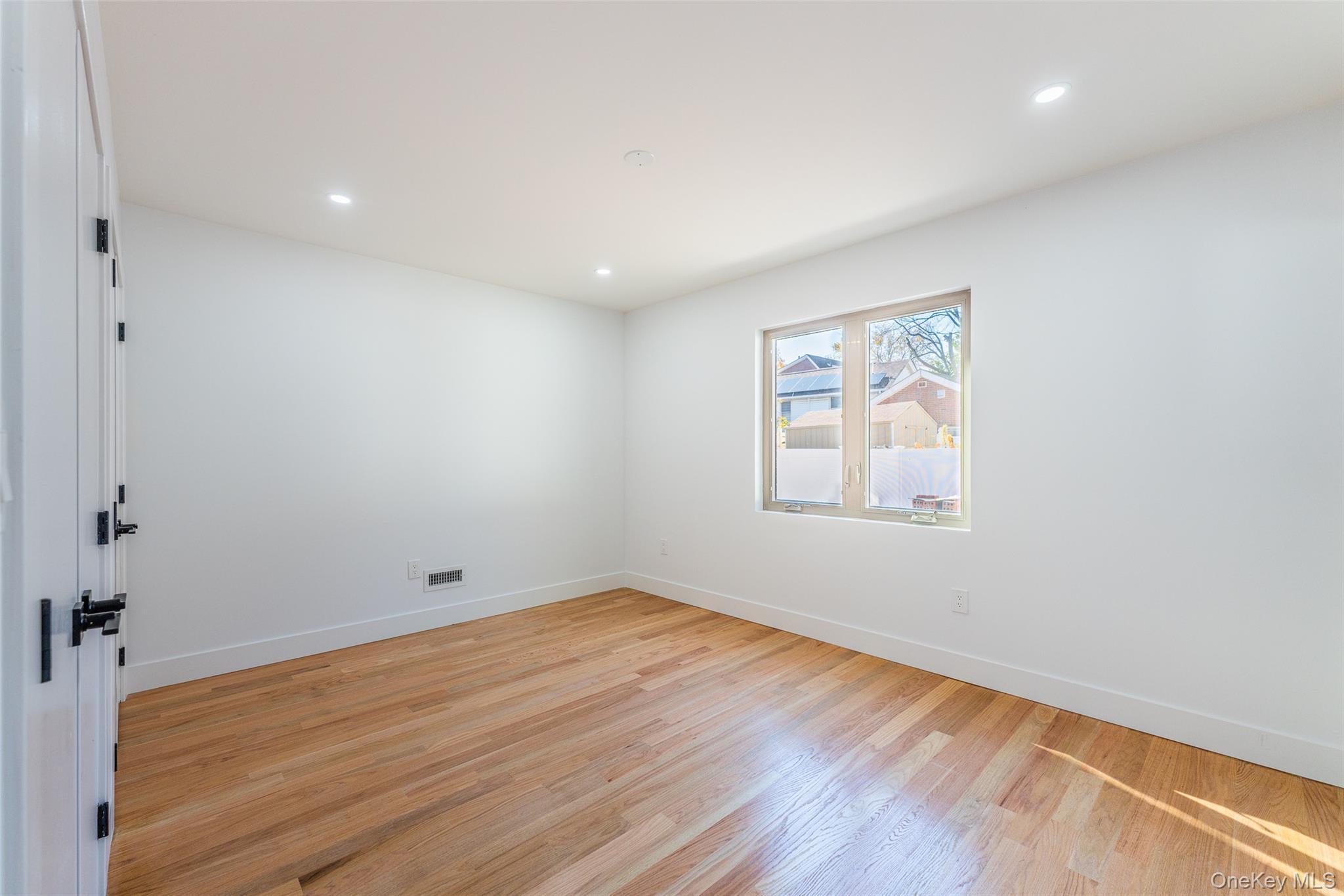 Single Family 211th Queens, NY 11361, MLS-929144-12