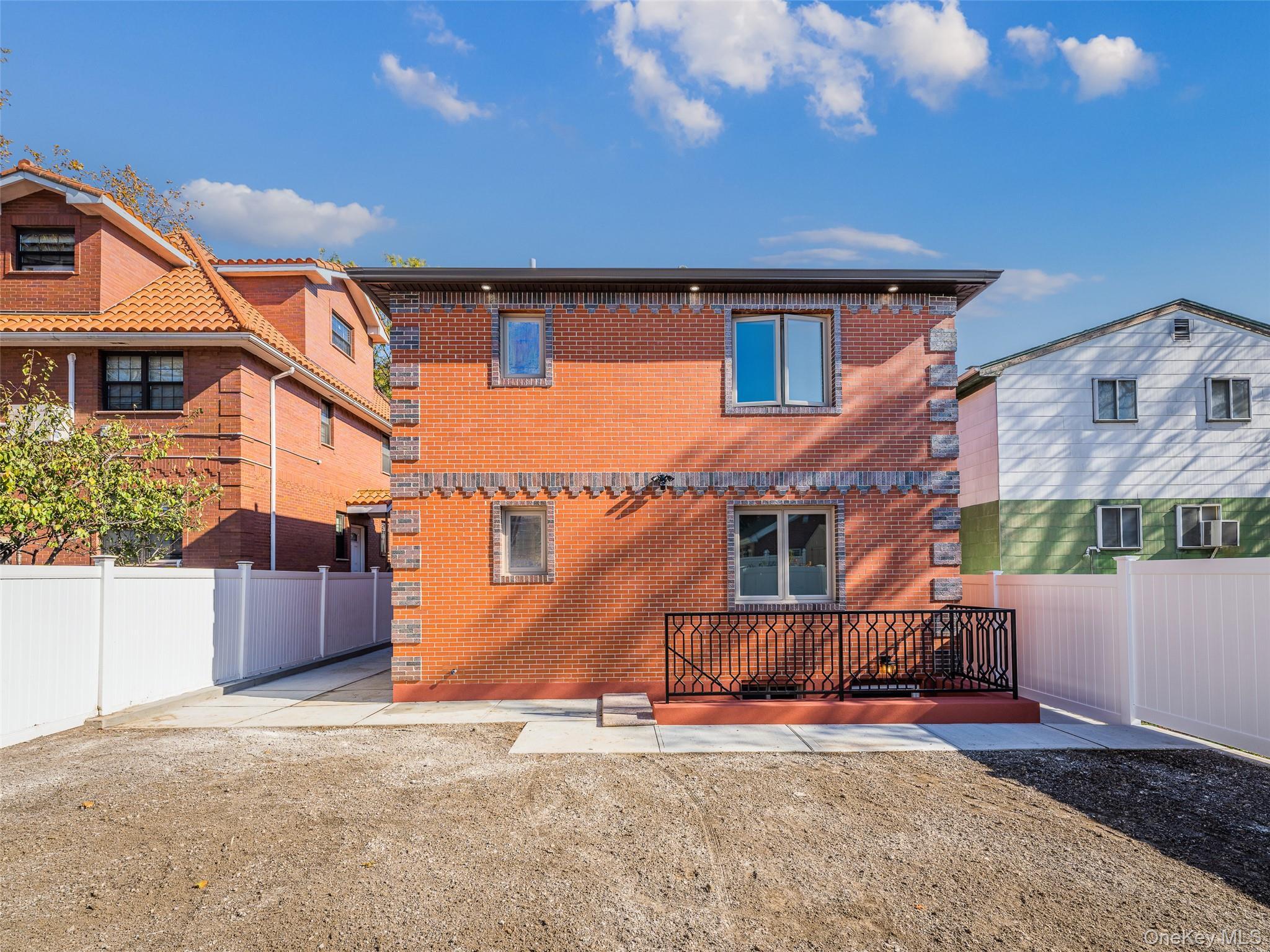 Single Family 211th Queens, NY 11361, MLS-929144-22