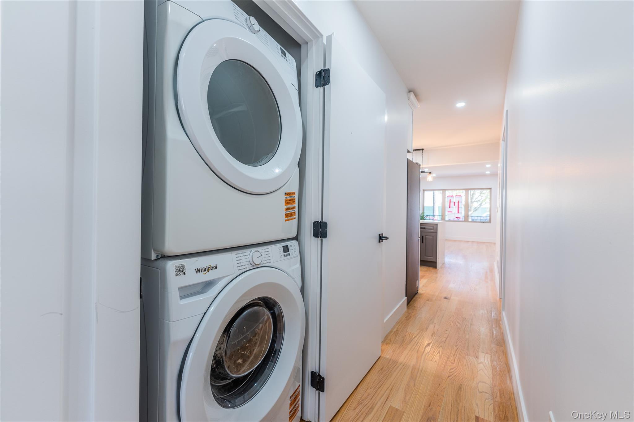 Single Family 211th Queens, NY 11361, MLS-929144-6