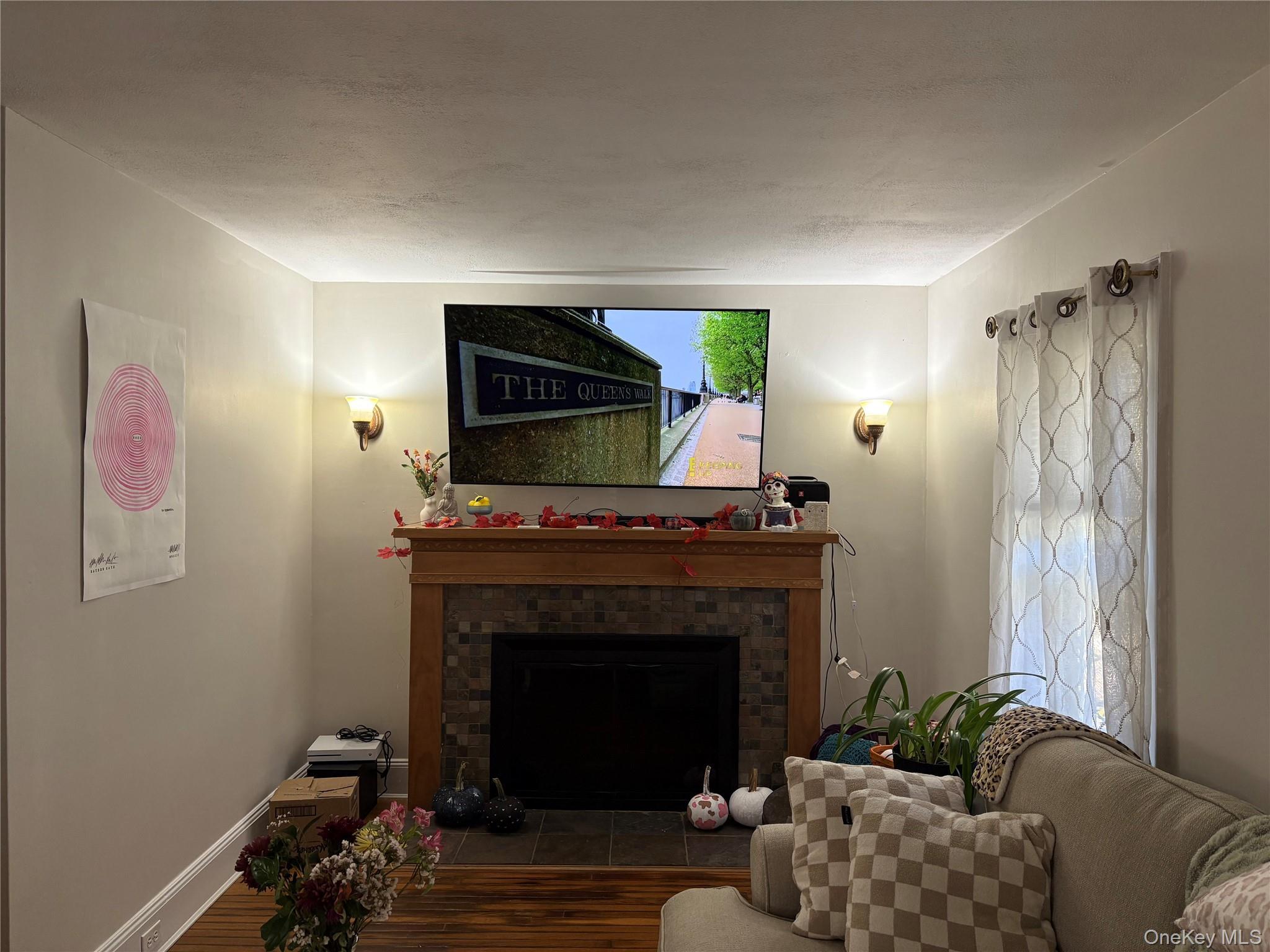 Single Family Central Suffolk County, NY 11743, MLS-929157-4