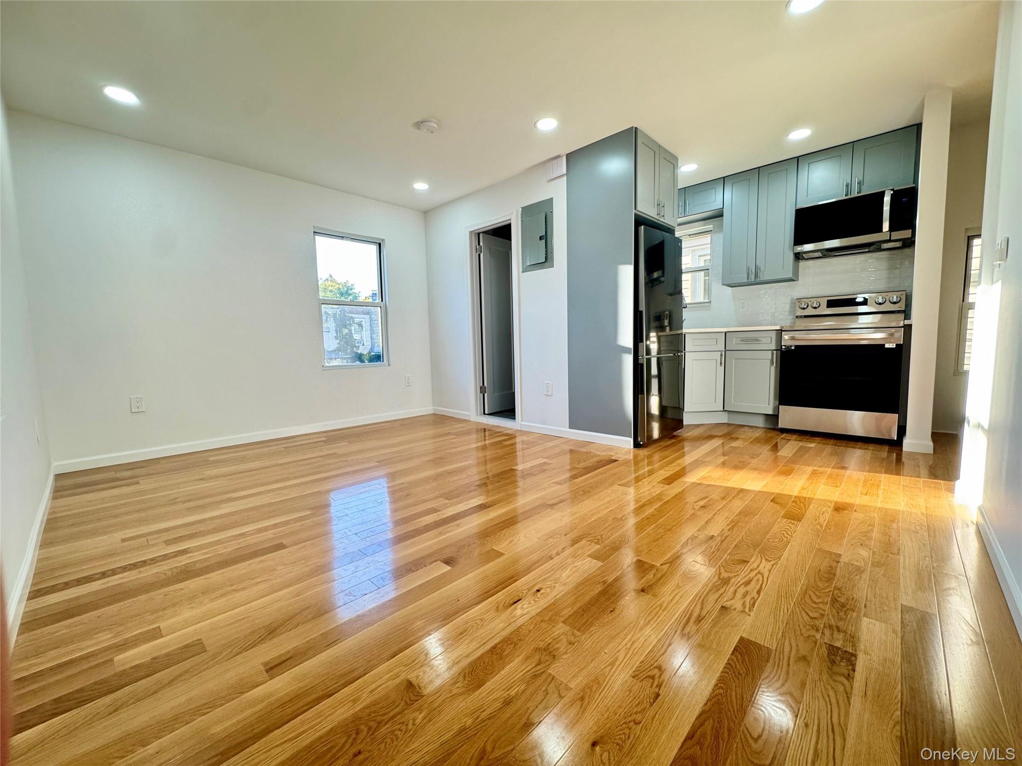 Single Family 89  Queens, NY 11421, MLS-929165-7