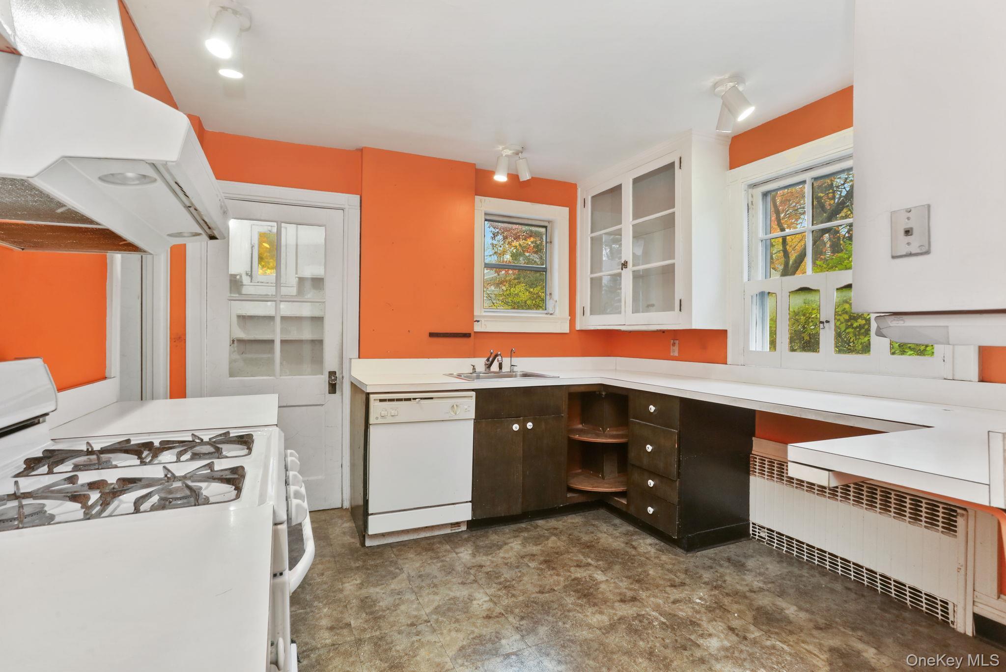 Single Family Muir  Westchester County, NY 10801, MLS-929179-13