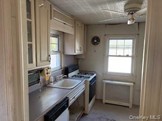 Single Family Massachusetts  Nassau County, NY 11758, MLS-929184-9