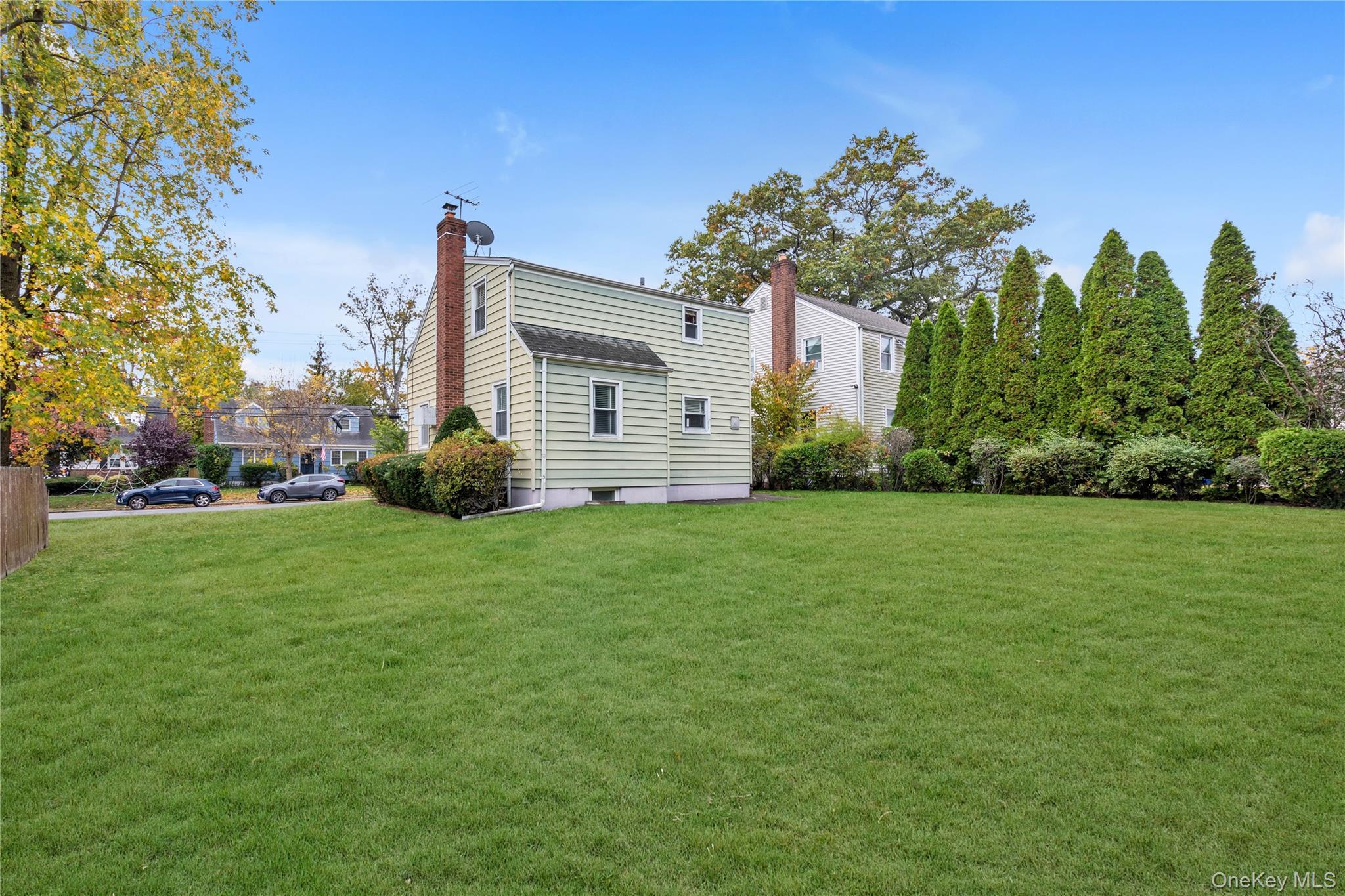 Single Family Motley  Nassau County, NY 11580, MLS-929185-15