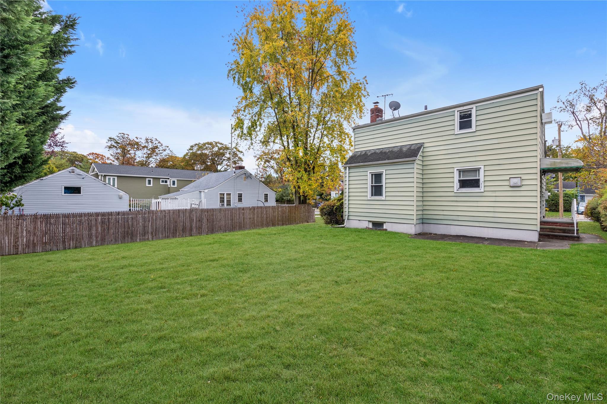 Single Family Motley  Nassau County, NY 11580, MLS-929185-16