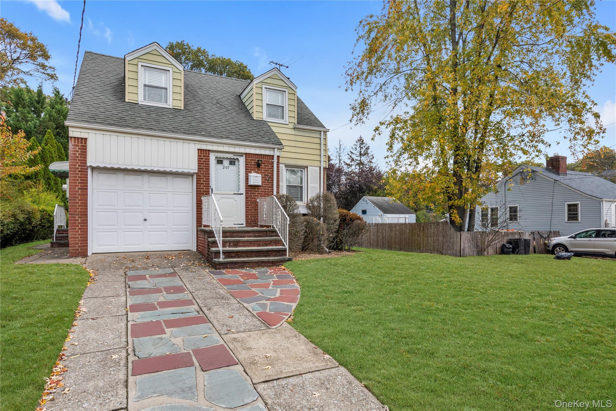 Single Family Motley  Nassau County, NY 11580, MLS-929185-18