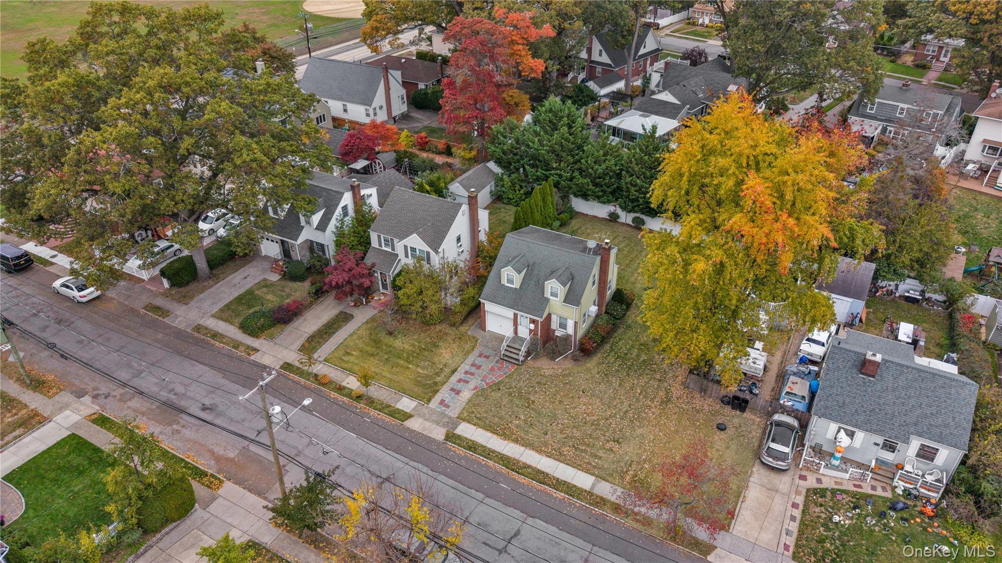 Single Family Motley  Nassau County, NY 11580, MLS-929185-20