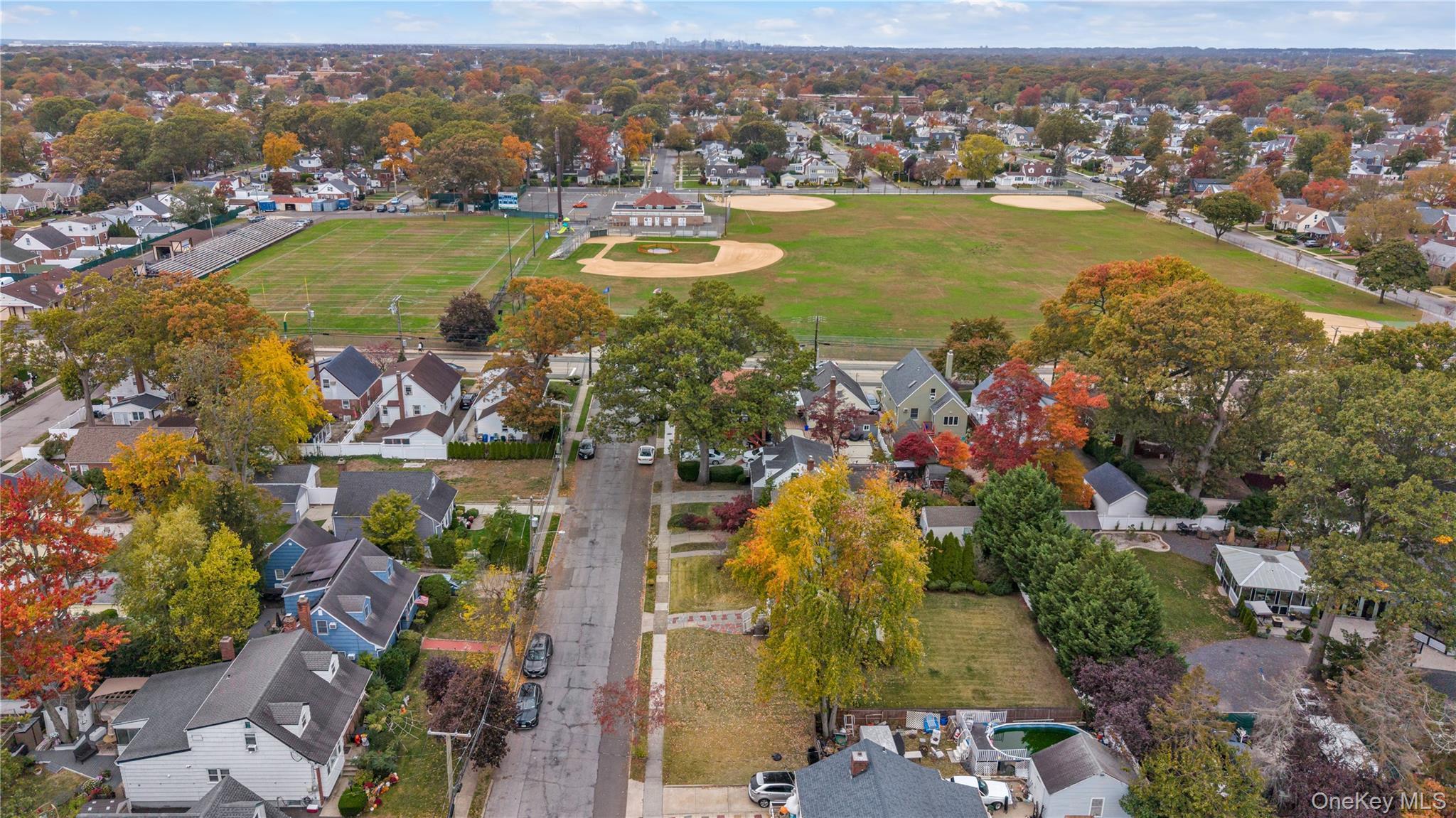 Single Family Motley  Nassau County, NY 11580, MLS-929185-21