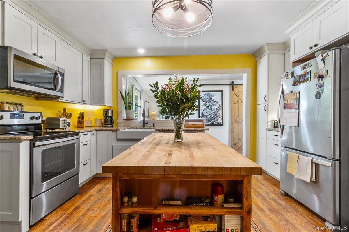 Single Family Oak  Orange County, NY 12550, MLS-929196-11