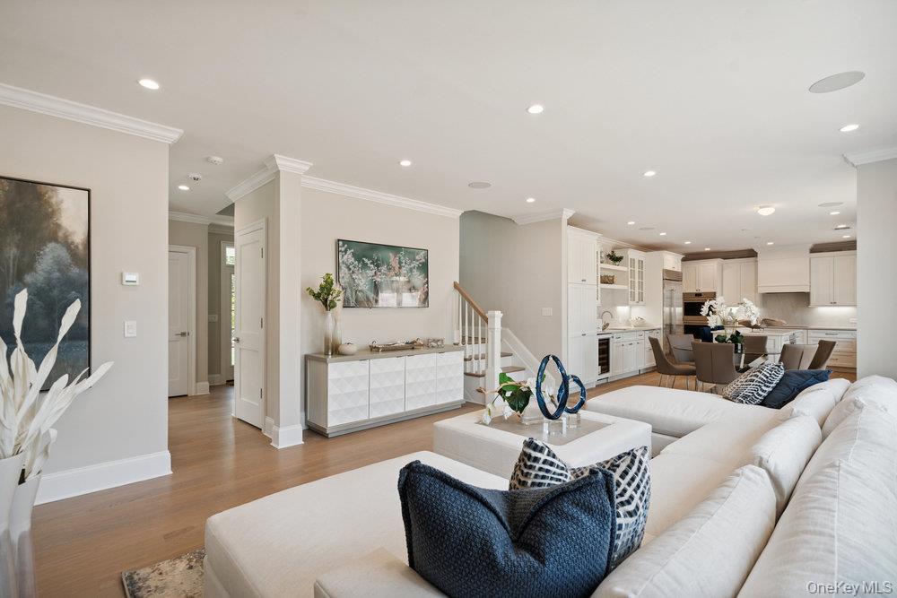 Single Family Plainview Nassau County, NY 11797, MLS-929199-8