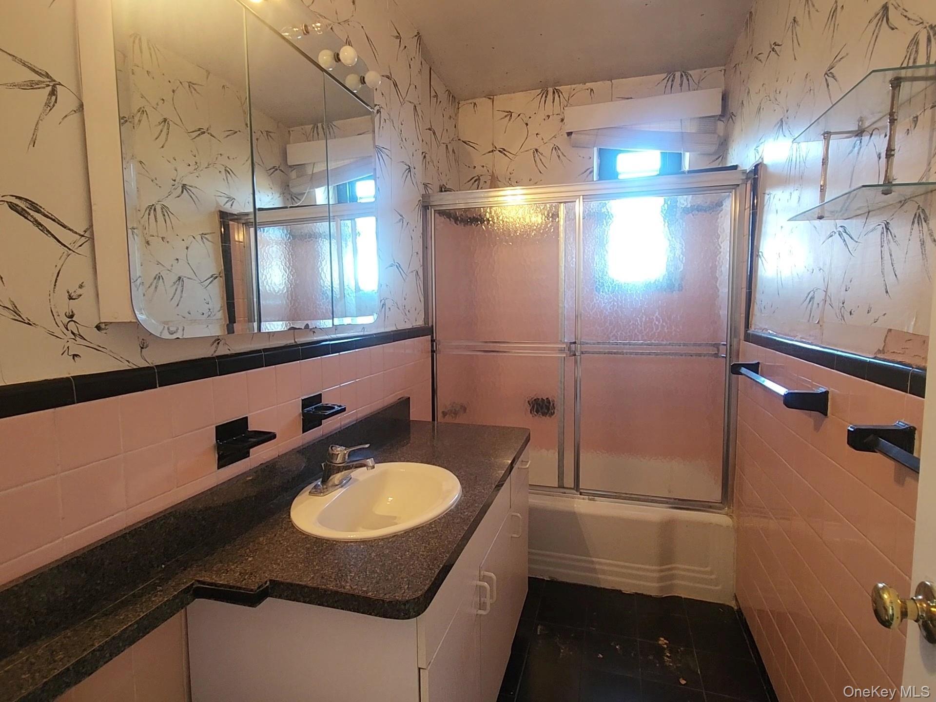 Coop Northern Queens, NY 11372, MLS-929201-12