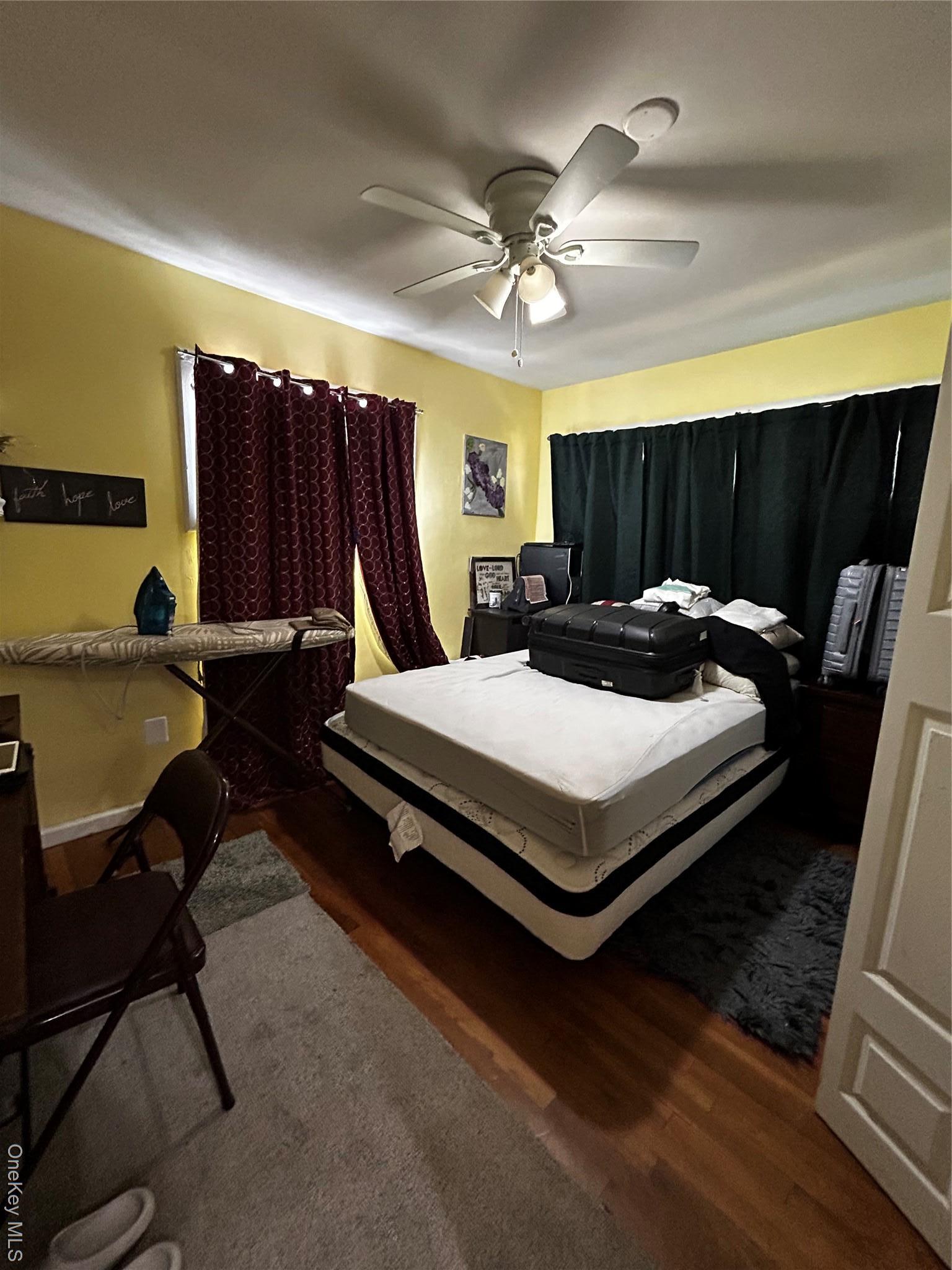 Single Family Oakwood  Suffolk County, NY 11743, MLS-929207-14