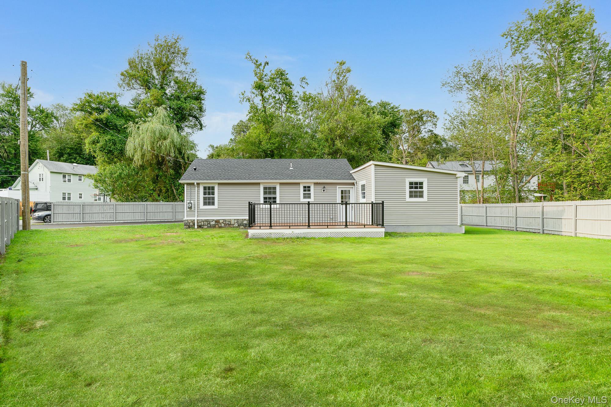 Single Family Lincoln Westchester County, NY 10547, MLS-929215-23