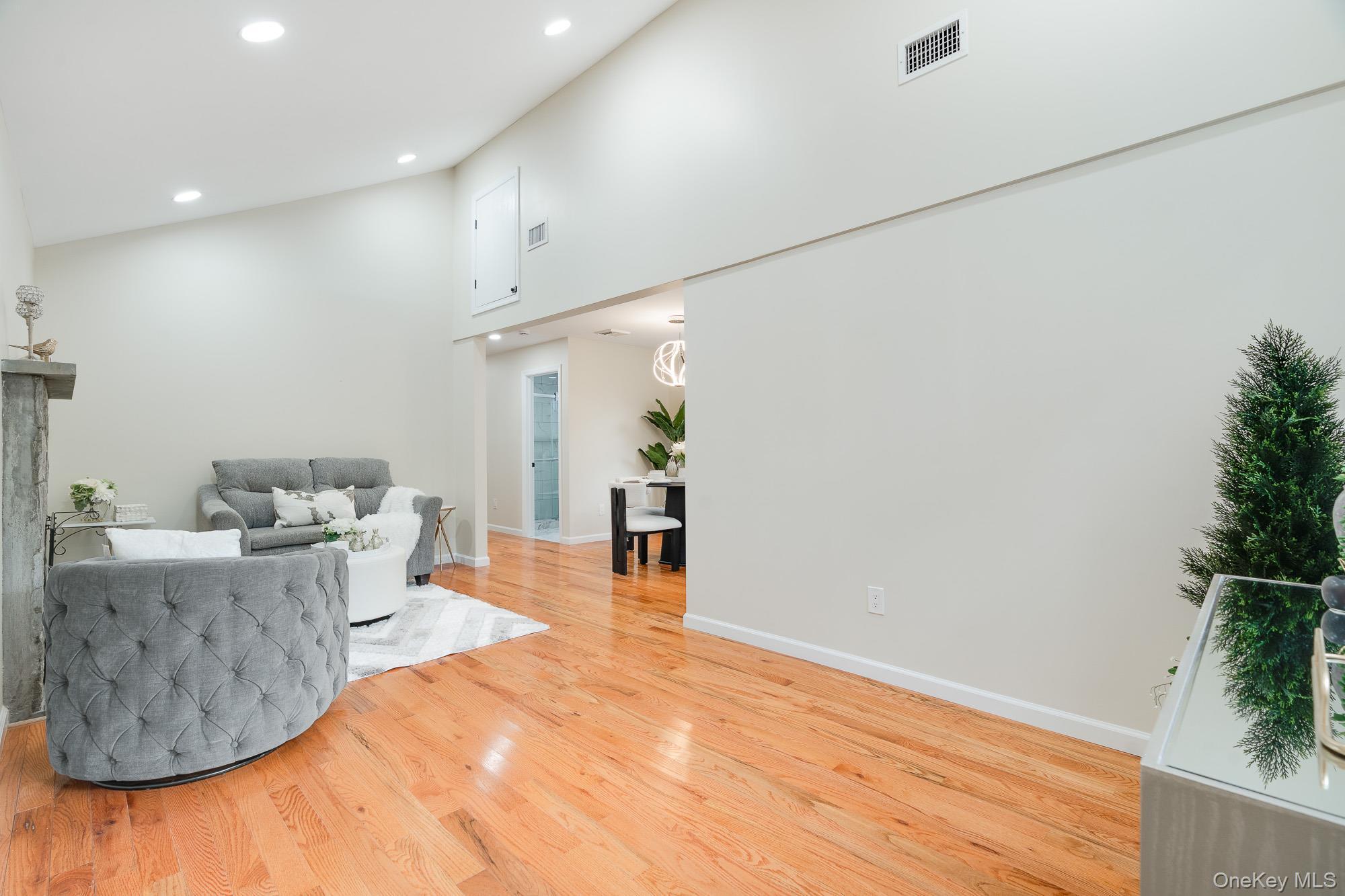 Single Family Lincoln Westchester County, NY 10547, MLS-929215-6