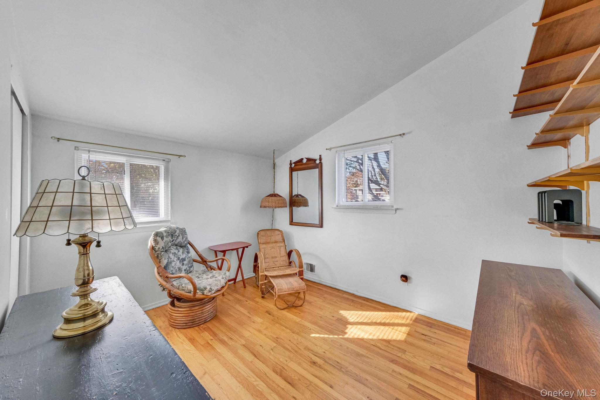 Single Family New York Suffolk County, NY 11706, MLS-929217-18