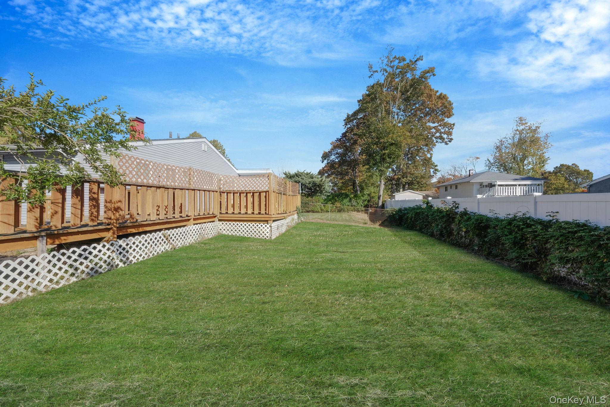 Single Family New York  Suffolk County, NY 11706, MLS-929217-35