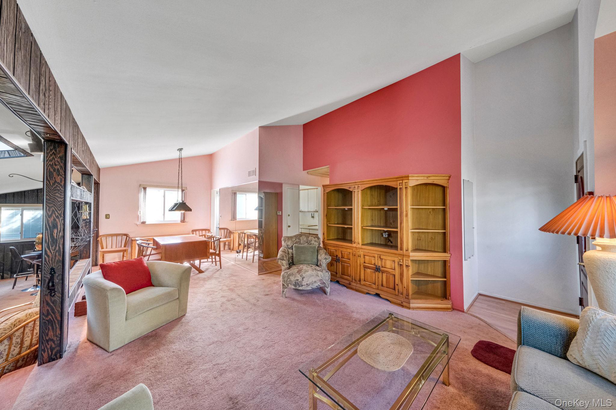 Single Family New York Suffolk County, NY 11706, MLS-929217-6