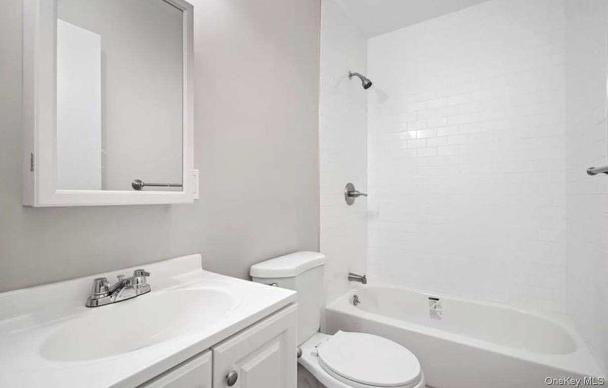 Single Family 7th Westchester County, NY 10550, MLS-929226-5