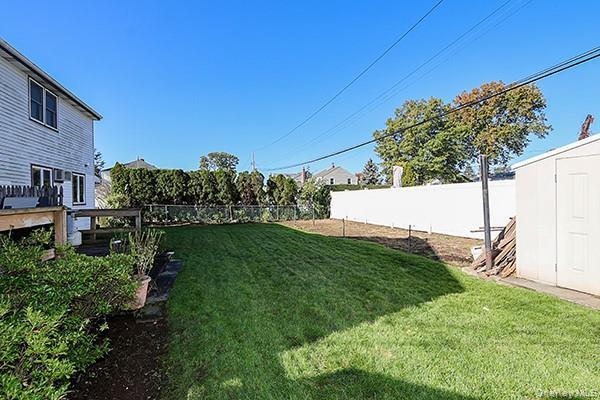 Single Family Ward  Nassau County, NY 11590, MLS-929239-29