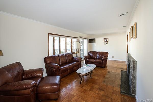 Single Family Ward  Nassau County, NY 11590, MLS-929239-9