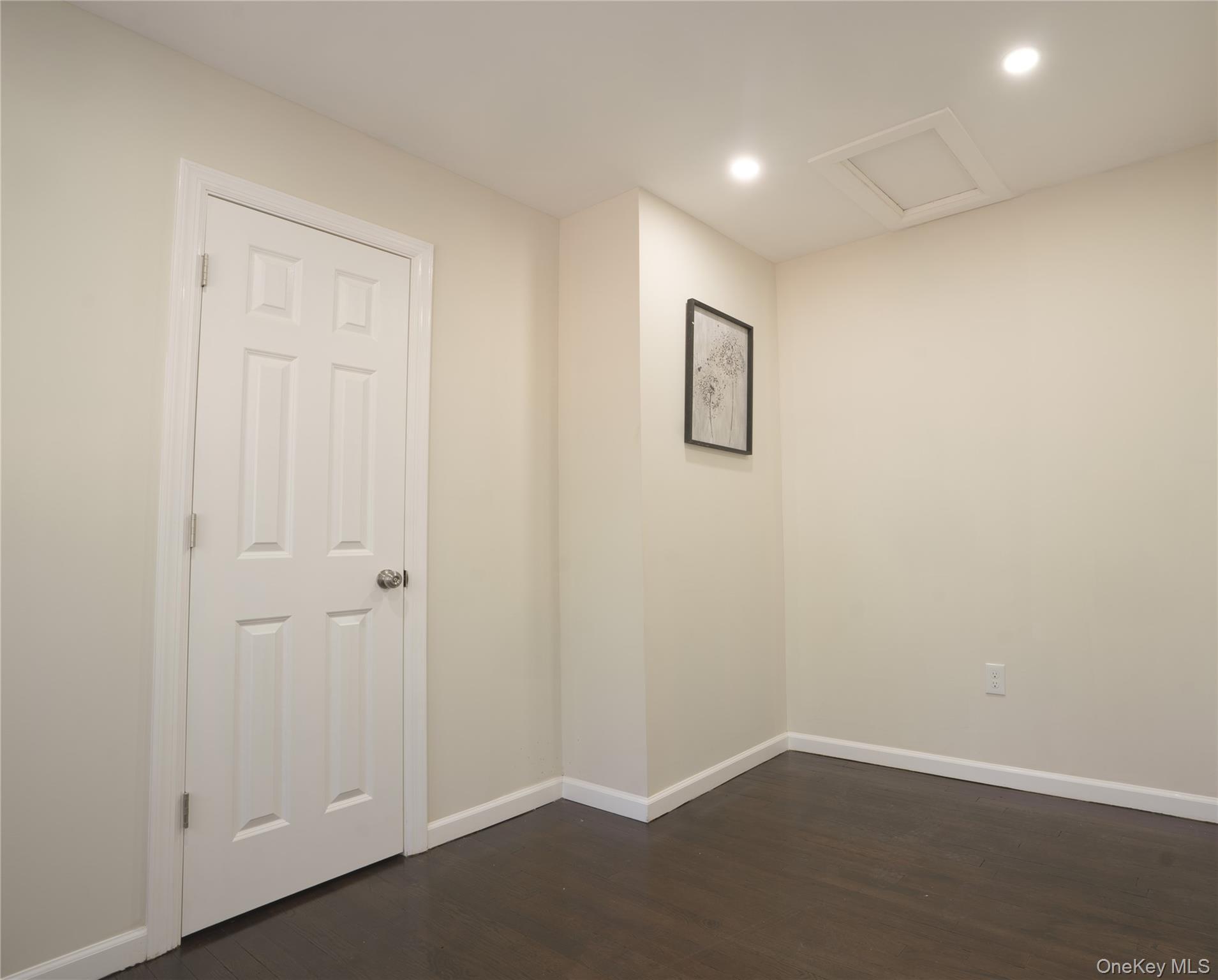 Single Family Wicks  Suffolk County, NY 11717, MLS-929247-19