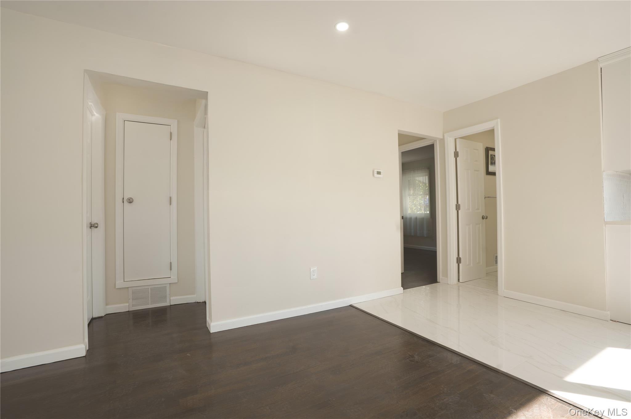 Single Family Wicks  Suffolk County, NY 11717, MLS-929247-20