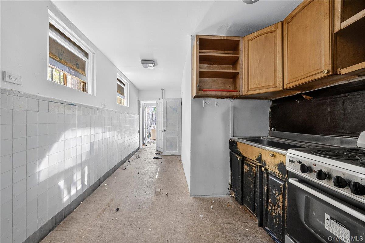 Single Family 141st  Bronx, NY 10454, MLS-929256-17