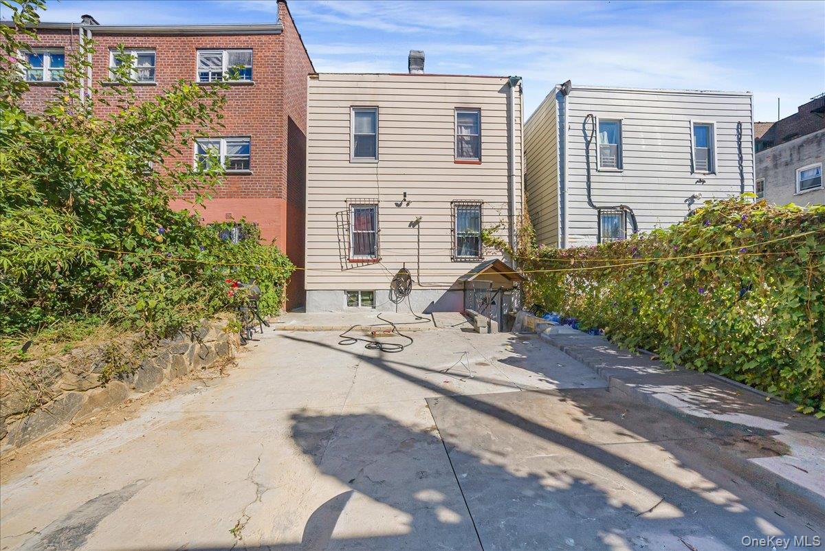 Single Family 221st  Bronx, NY 10467, MLS-929258-18