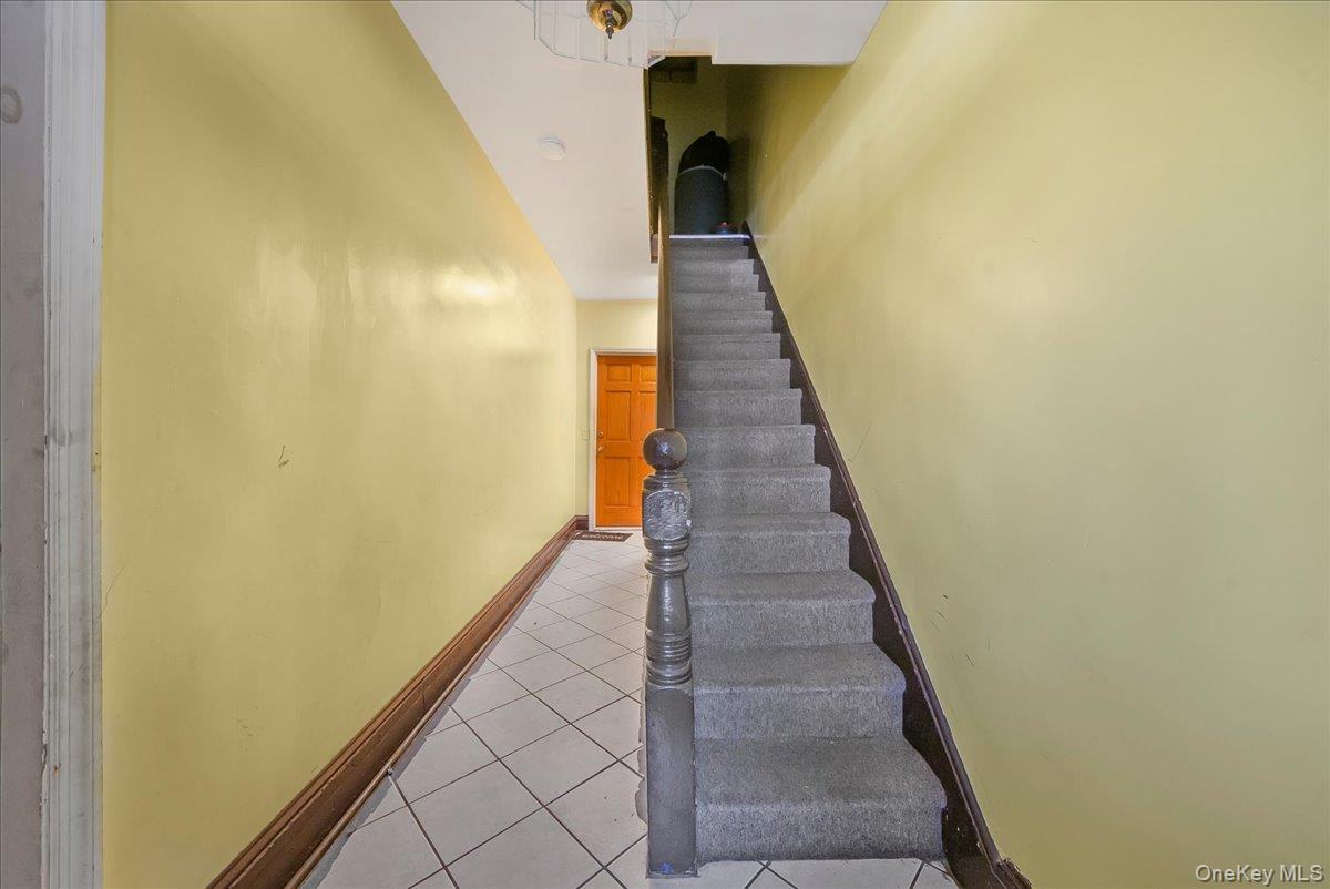 Single Family 221st  Bronx, NY 10467, MLS-929258-7