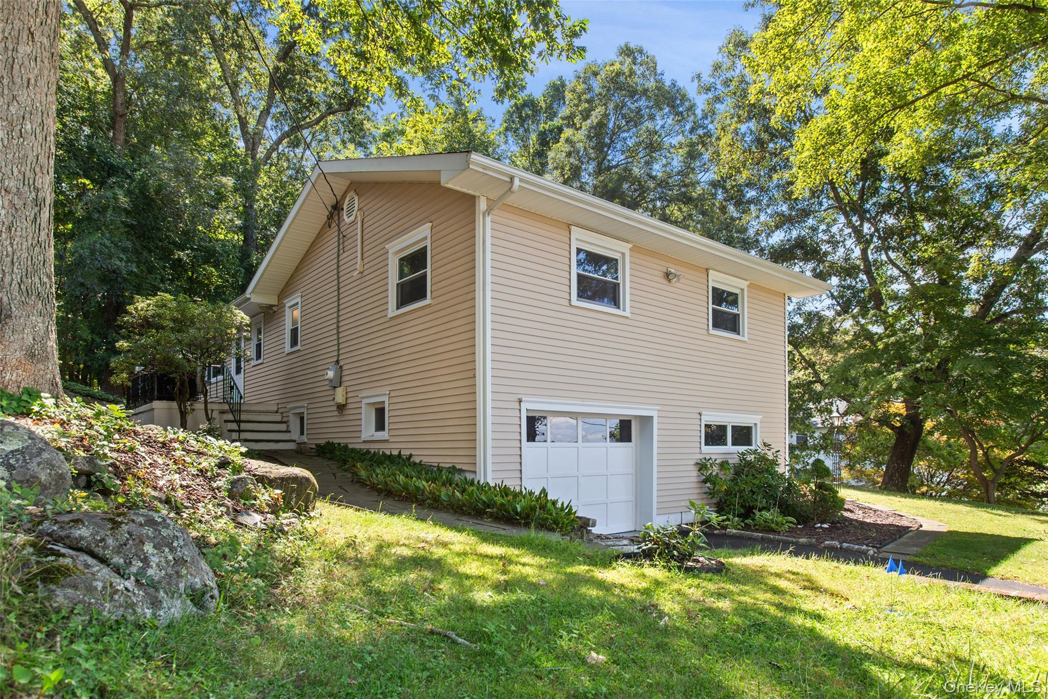 Single Family High  Westchester County, NY 10507, MLS-929266-27