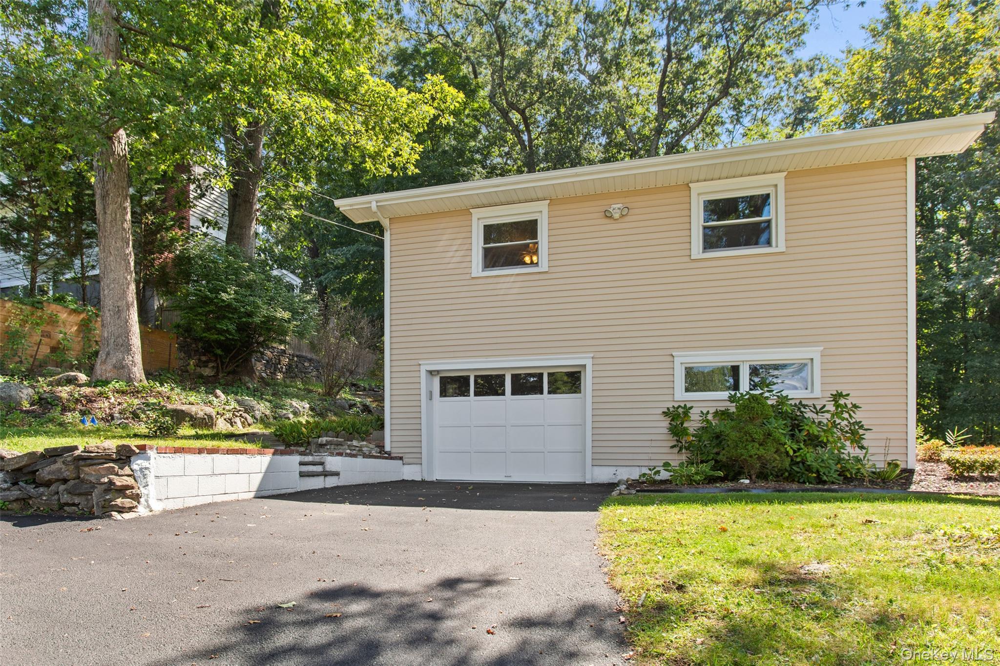 Single Family High  Westchester County, NY 10507, MLS-929266-28