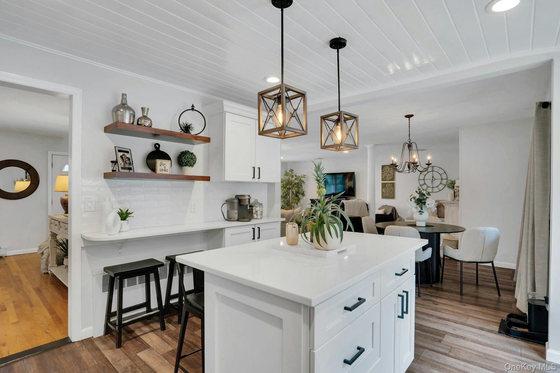 Single Family Rachel  Suffolk County, NY 11725, MLS-929269-24