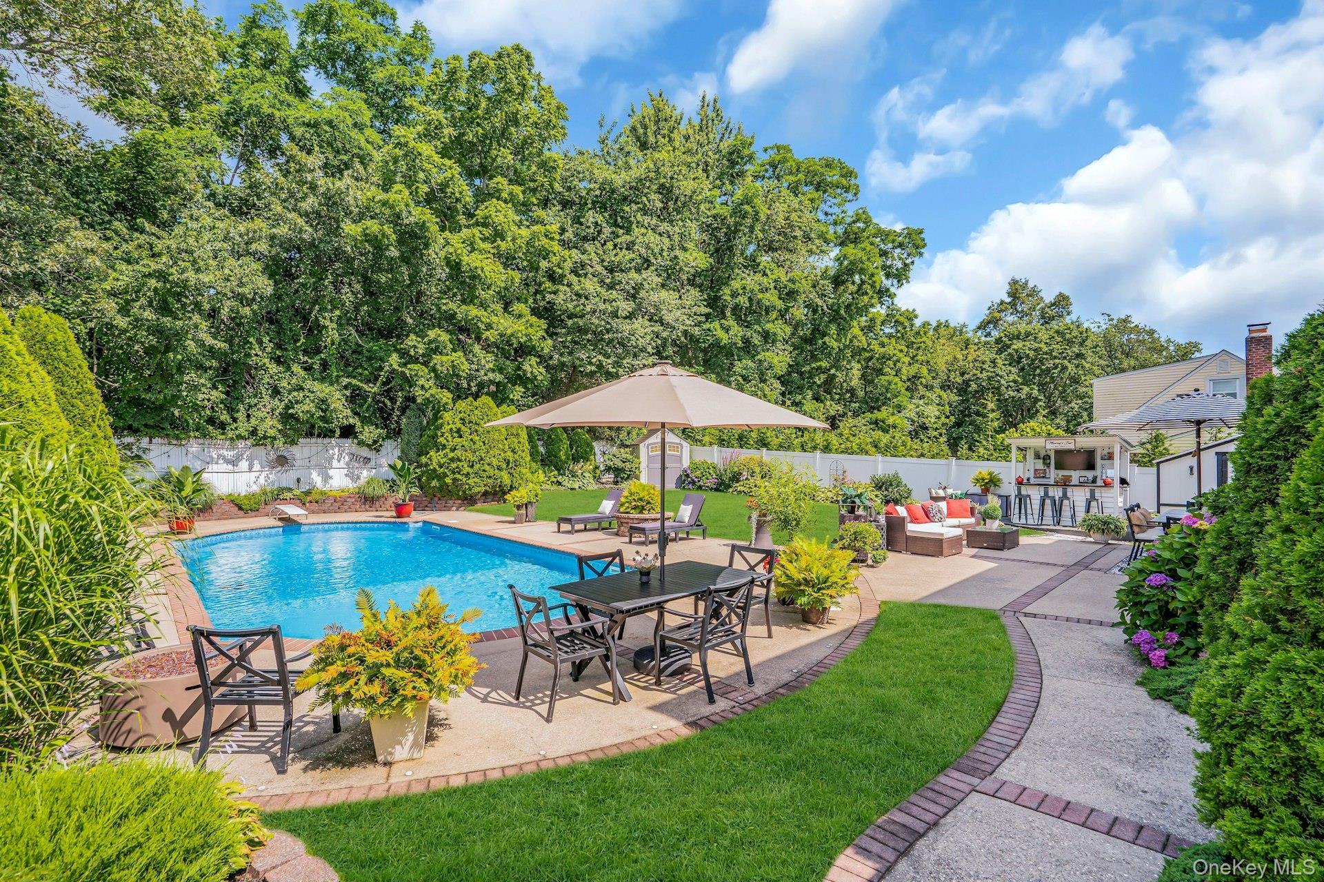 Single Family Rachel  Suffolk County, NY 11725, MLS-929269-43