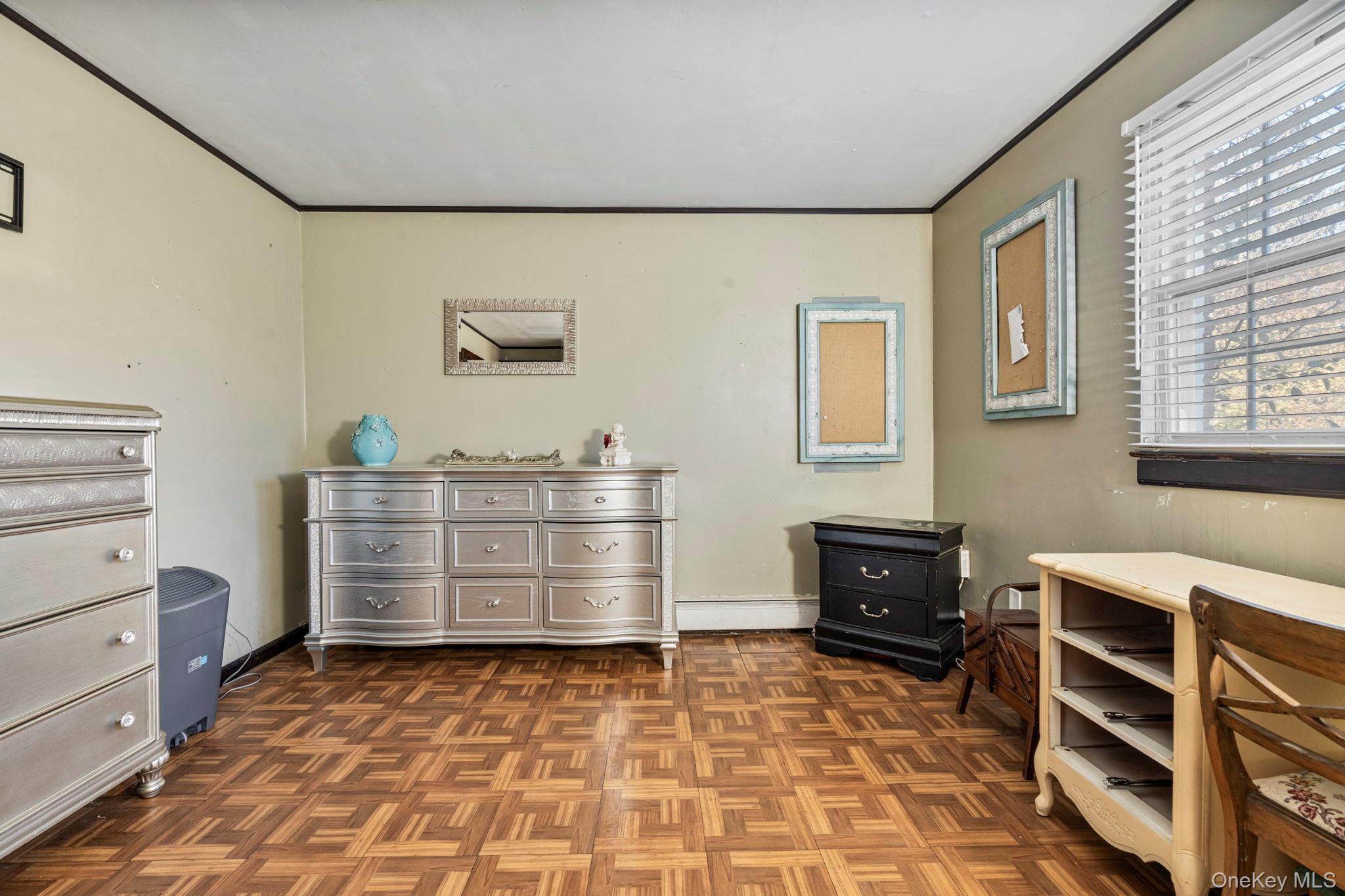 Single Family 3rd Suffolk County, NY 11717, MLS-929288-16