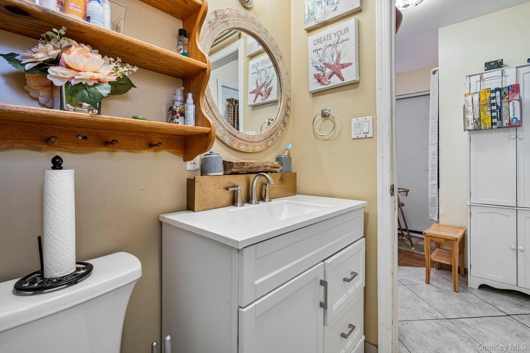 Single Family 3rd Suffolk County, NY 11717, MLS-929288-24