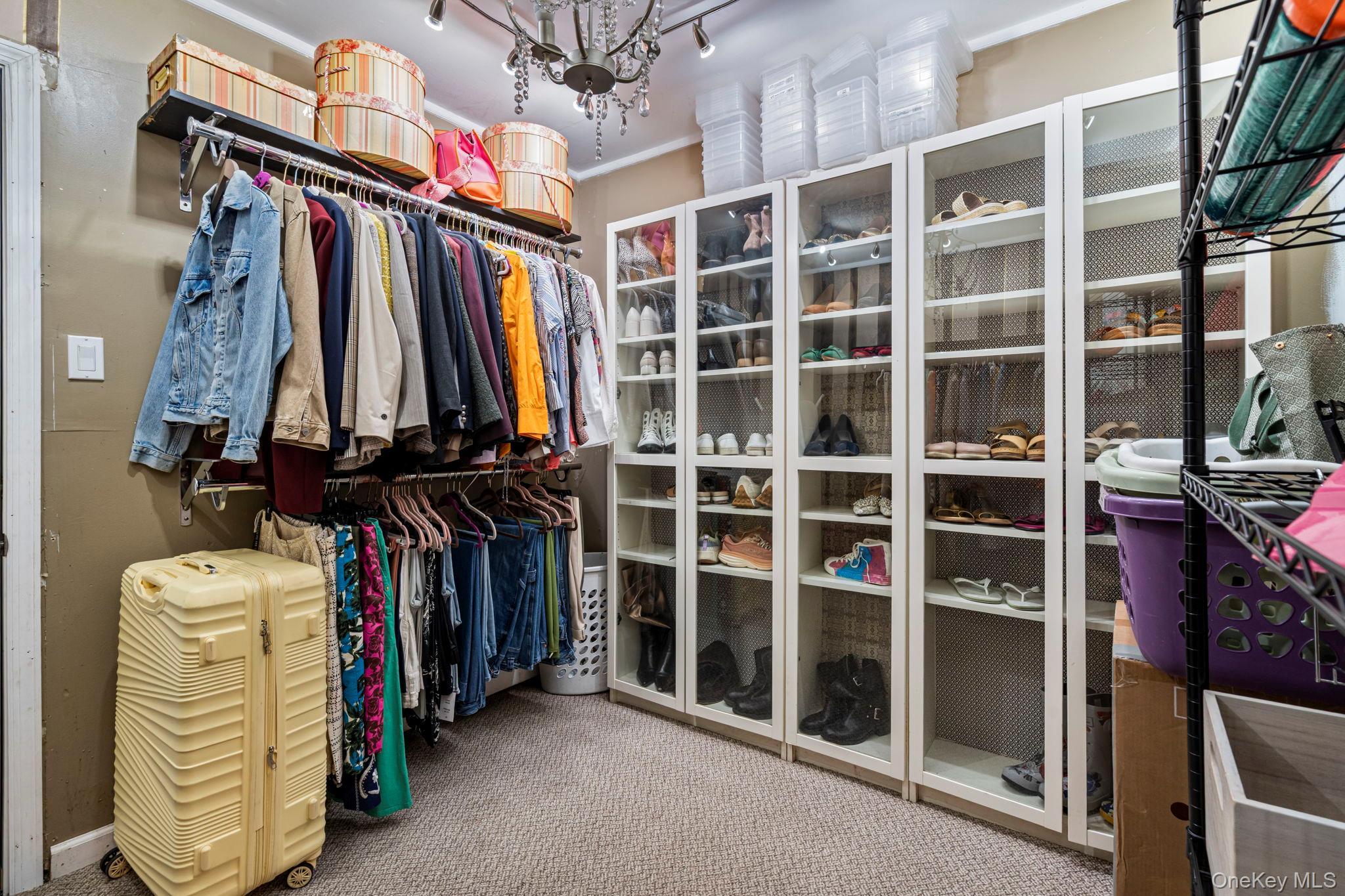 Single Family 3rd Suffolk County, NY 11717, MLS-929288-26