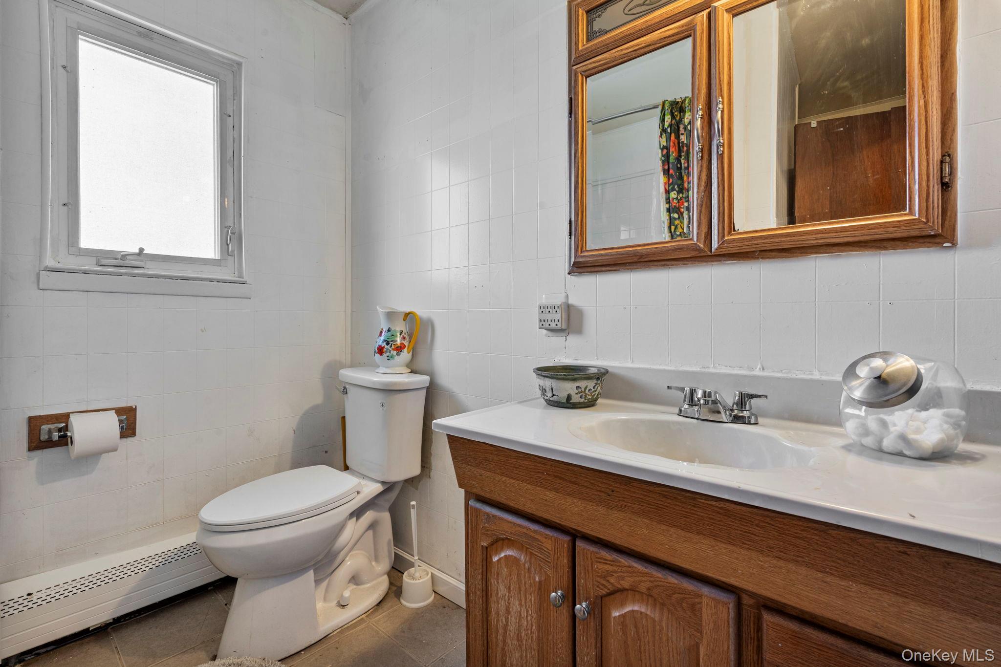 Single Family 3rd Suffolk County, NY 11717, MLS-929288-7