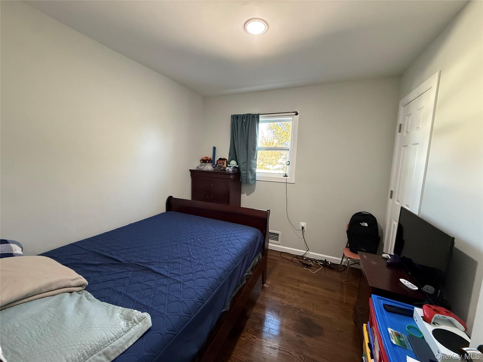 Single Family Bruce  Suffolk County, NY 11717, MLS-929296-15