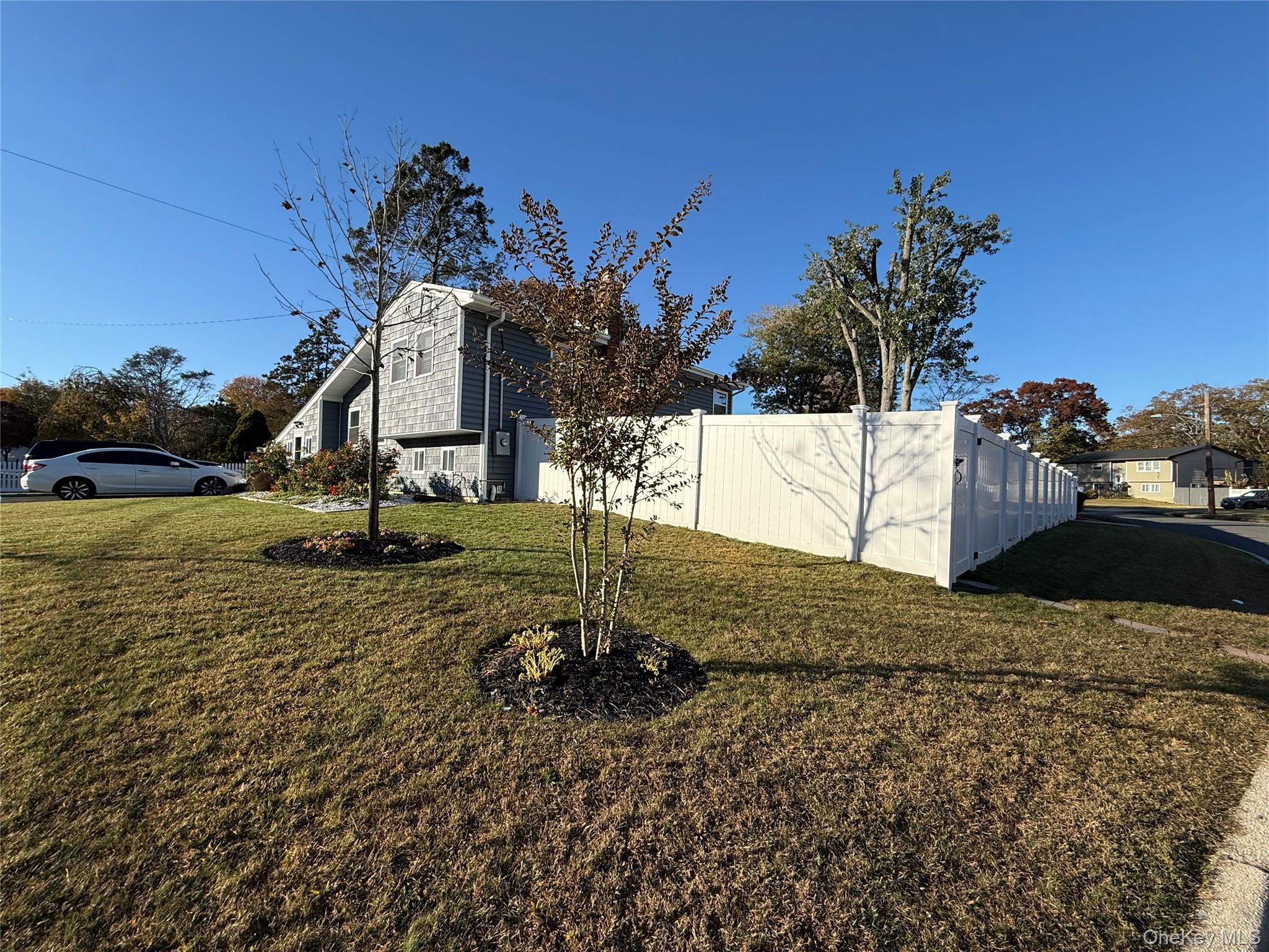 Single Family Bruce  Suffolk County, NY 11717, MLS-929296-3