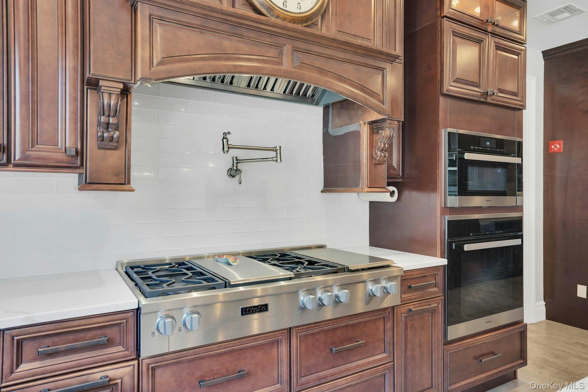 Single Family Fig Suffolk County, NY 11746, MLS-929299-23