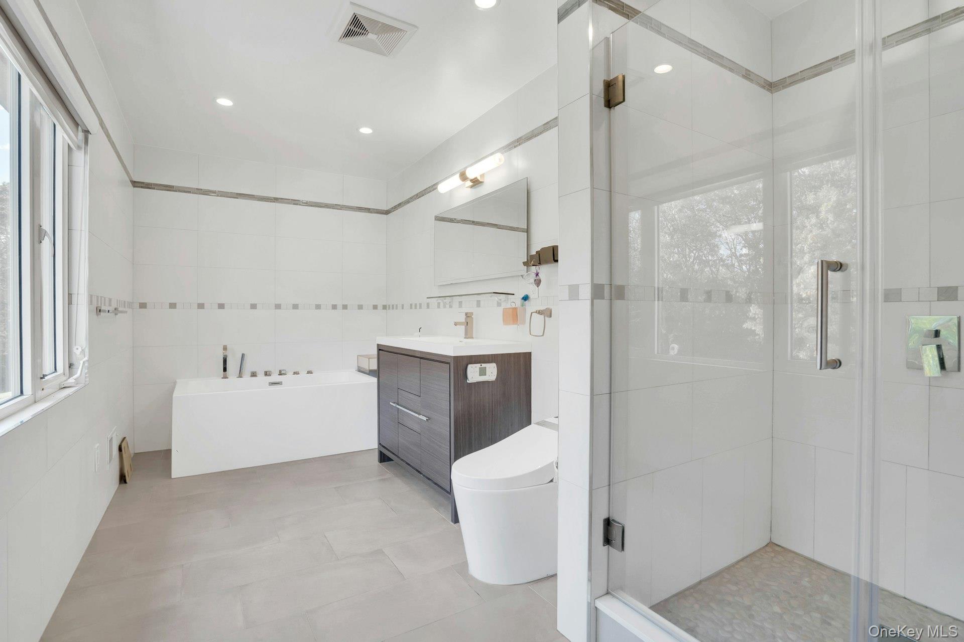 Single Family Fig Suffolk County, NY 11746, MLS-929299-27