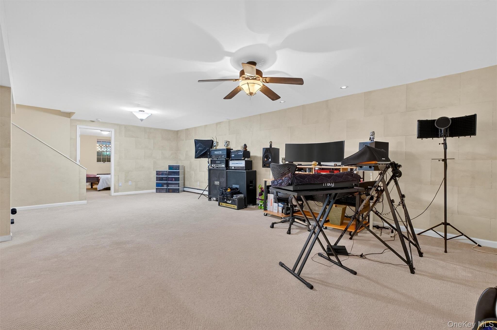 Single Family Apple Summit Dutchess County, NY 12540, MLS-929303-31