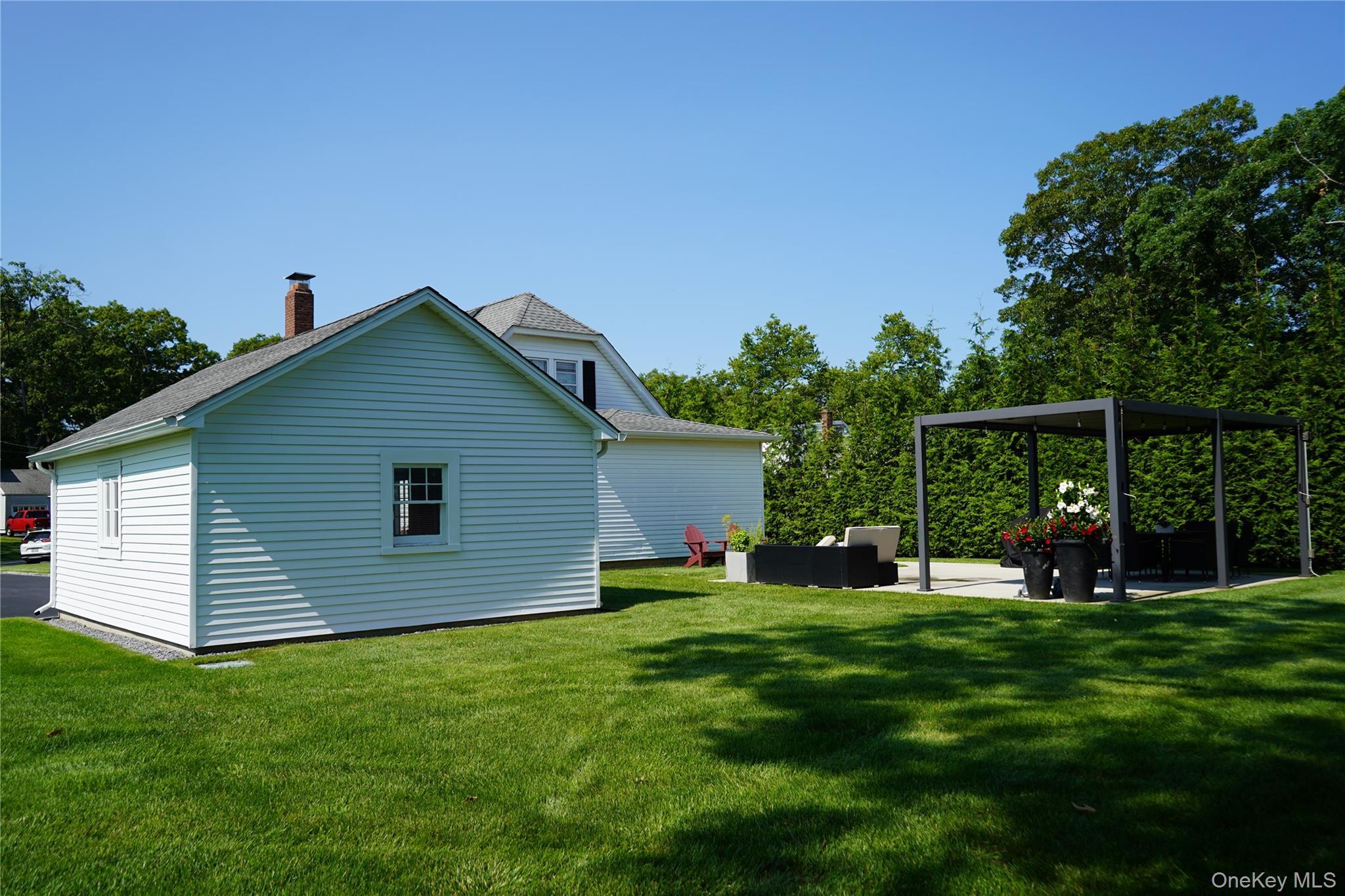 Single Family Pegs Lane Suffolk County, NY 11901, MLS-929313-18