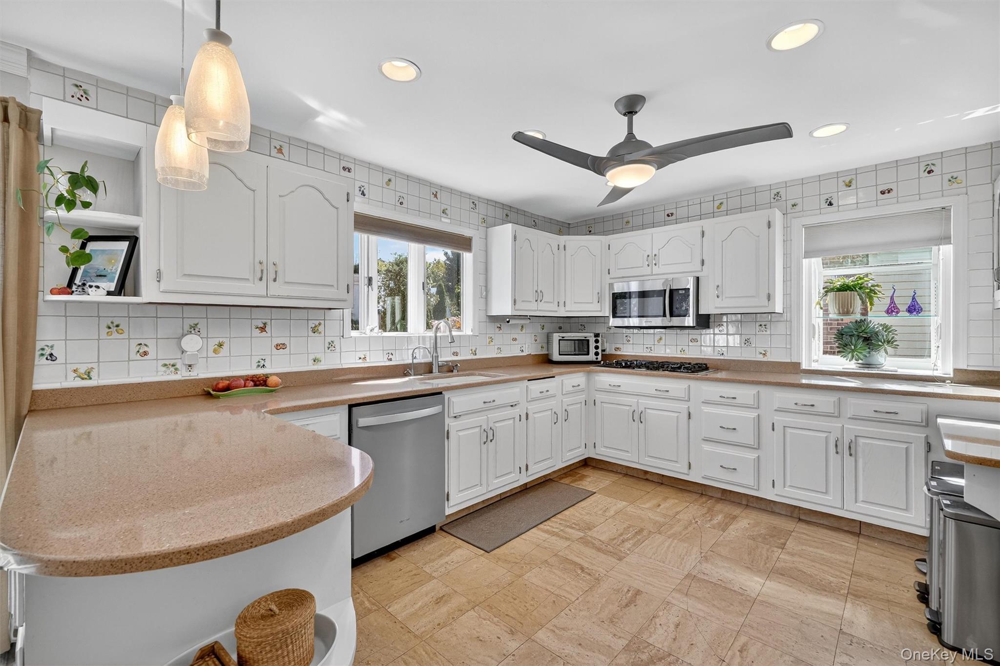 Single Family Marbledale  Westchester County, NY 10707, MLS-929329-10