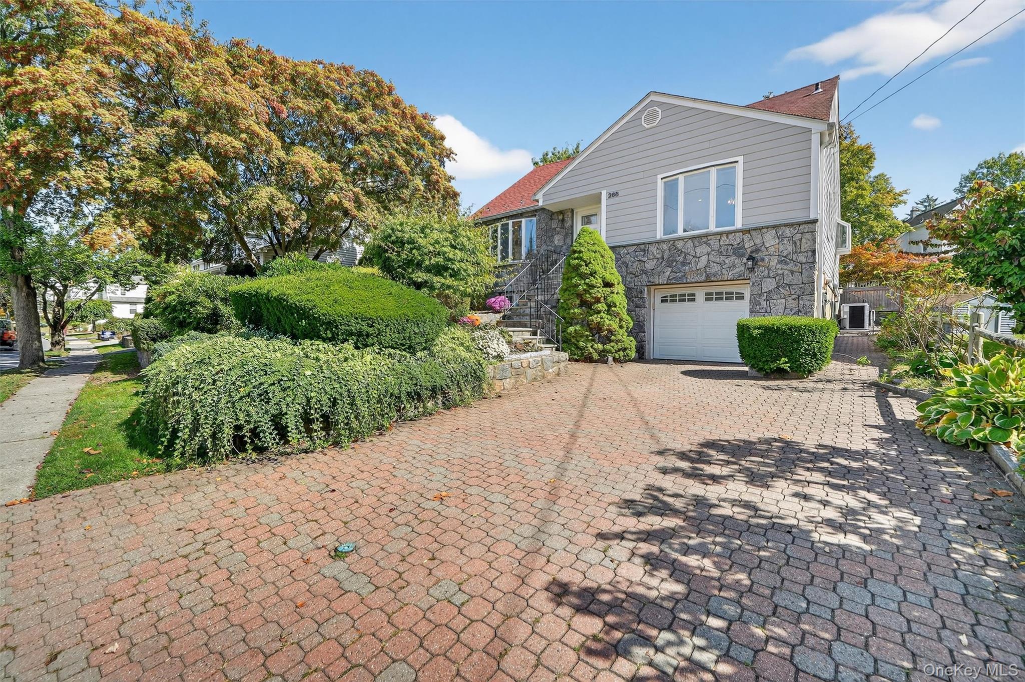 Single Family Marbledale  Westchester County, NY 10707, MLS-929329-2