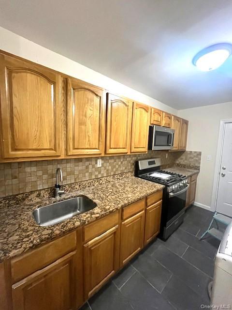 Single Family Marion  Bronx, NY 10458, MLS-929343-6