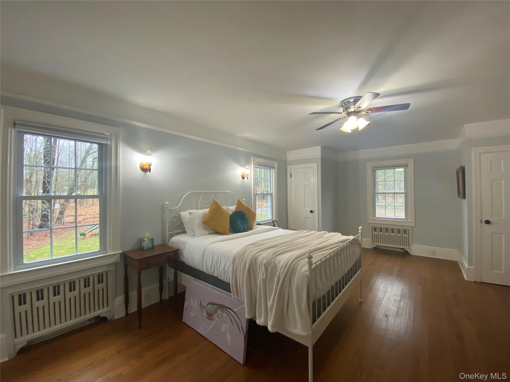 Single Family Ulster Heights Ulster County, NY 12428, MLS-929360-21