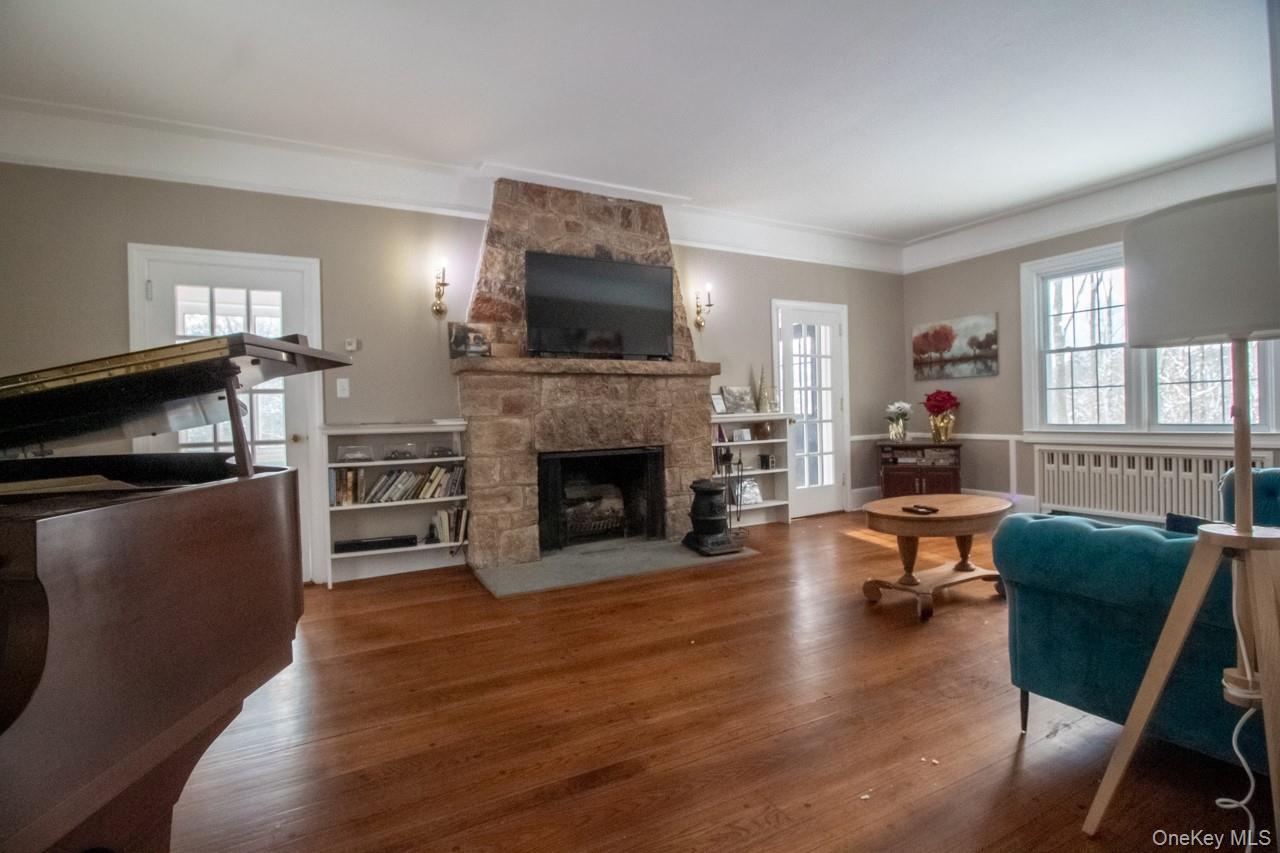 Single Family Ulster Heights Ulster County, NY 12428, MLS-929360-8